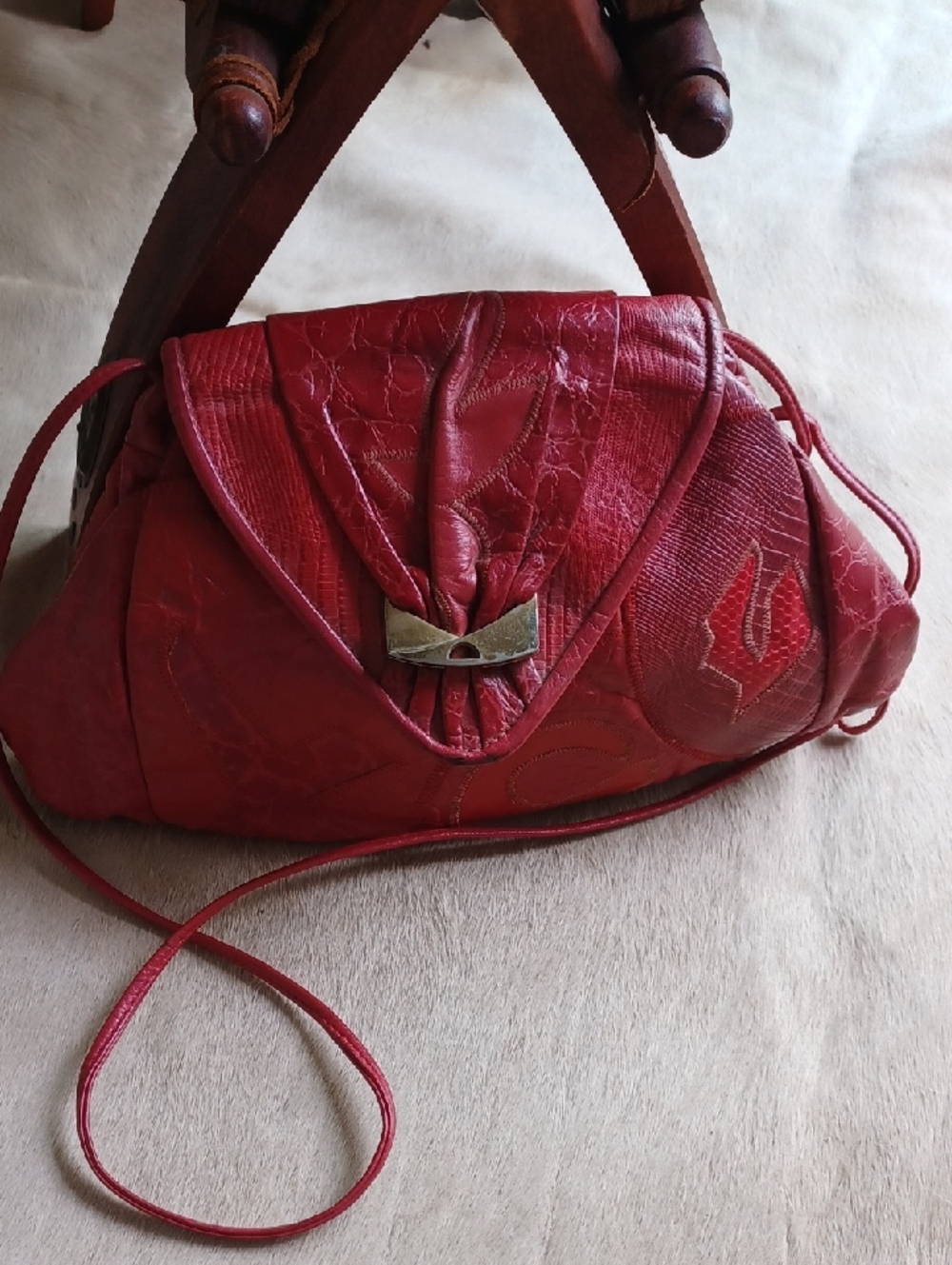 Vintage Fifth Avenue  Lrather Crossbody